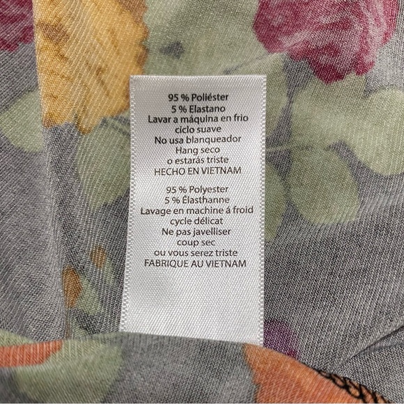 OVERSIZED C PICS CLOSET CLEAR OUT ON ALL LULAROE MAKE AN OFFER BUNDLE NWT MEDIUM - Picture 10 of 11